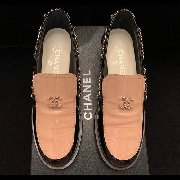 CHANEL Patent Leather Chain Loafers, 9B - Picture 2 of 8